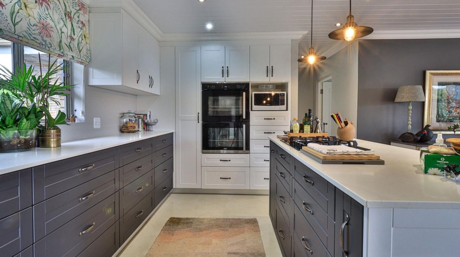 4 Bedroom Property for Sale in Hersham Western Cape